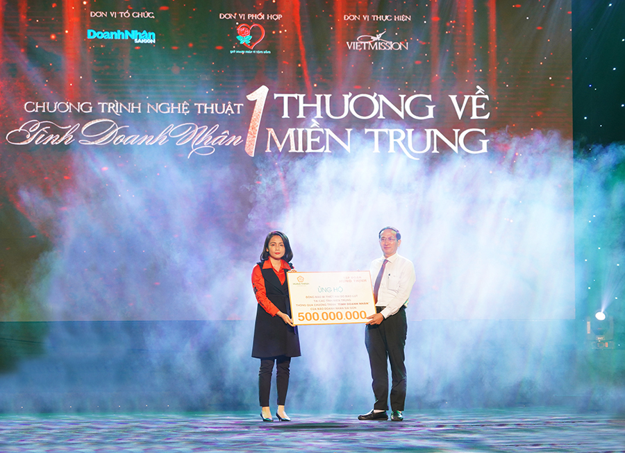 Tập đoàn Hưng Thịnh tiếp tục ủng hộ đồng bào miền Trung 500 triệu đồng 